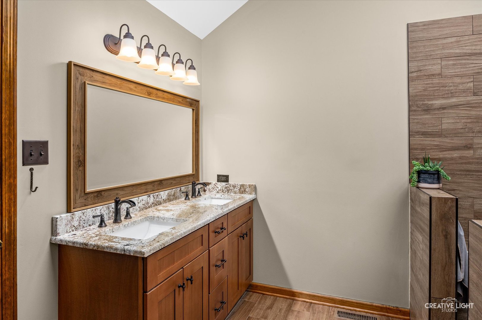 11 Hardwick Court, Sugar Grove, IL 60554
