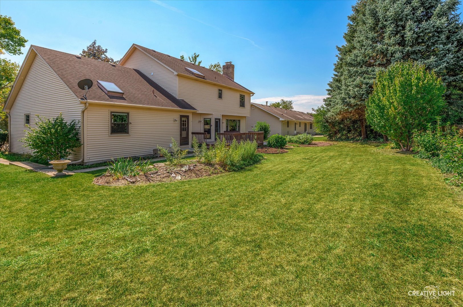 11 Hardwick Court, Sugar Grove, IL 60554