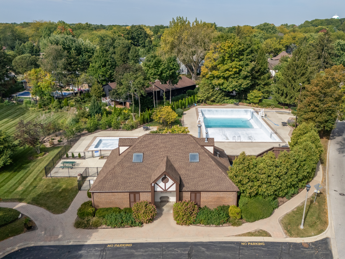 11 Hardwick Court, Sugar Grove, IL 60554