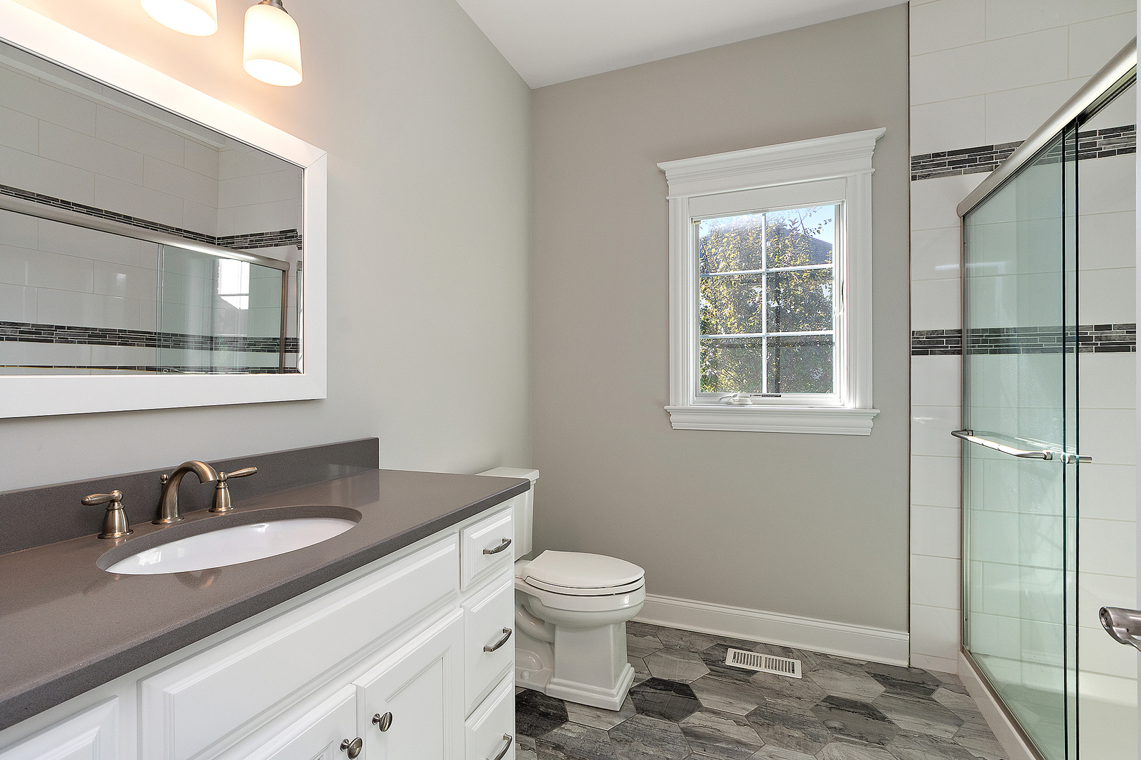 22018 Mary Drive, Frankfort, IL 60423