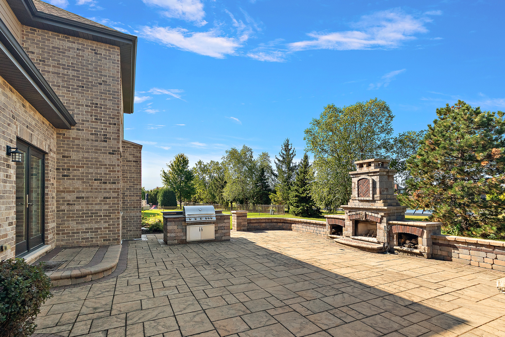 22018 Mary Drive, Frankfort, IL 60423