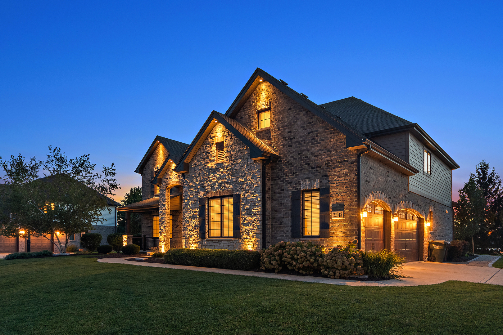 22018 Mary Drive, Frankfort, IL 60423