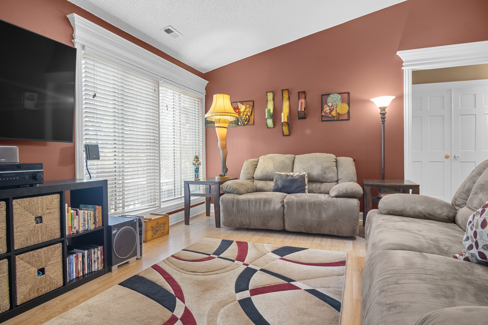 1258 CHALET Road #301, Naperville, IL 60563