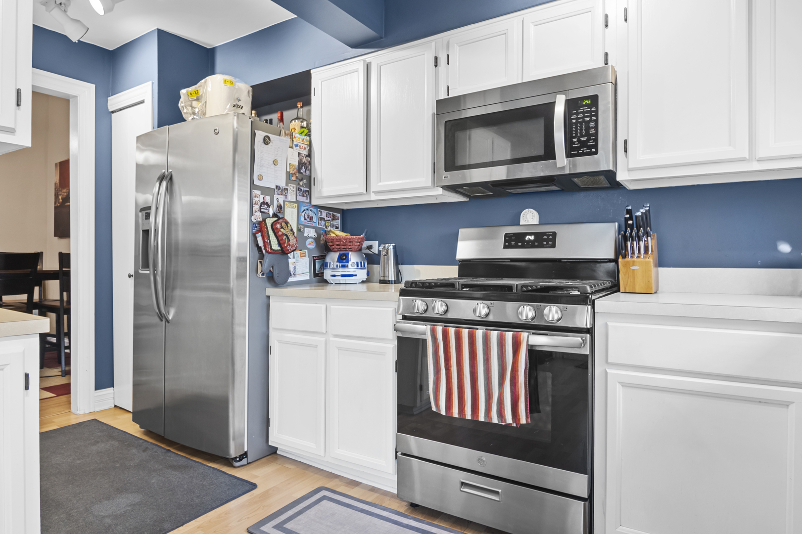 1258 CHALET Road #301, Naperville, IL 60563