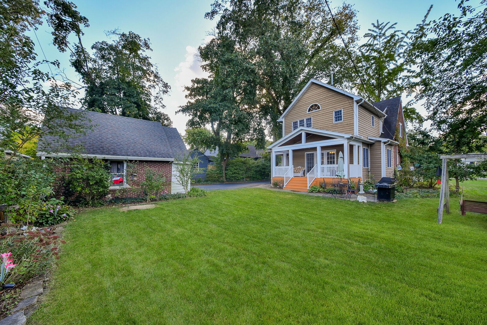 505 S Knollwood Drive, Wheaton, IL 60187