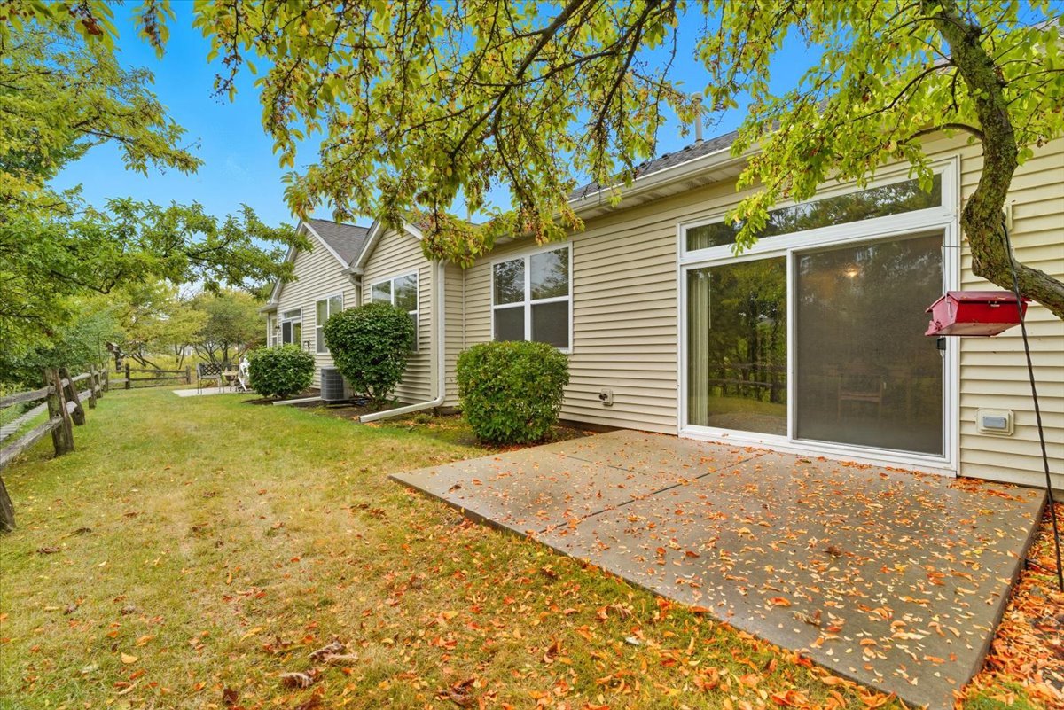 2346 Ashbrook Lane, Grayslake, IL 60030