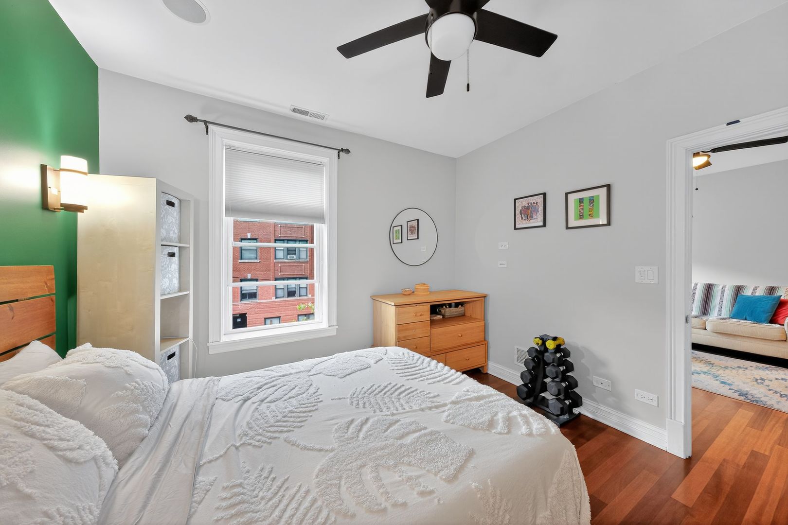 2578 W Lyndale Street #2, Chicago, IL 60647