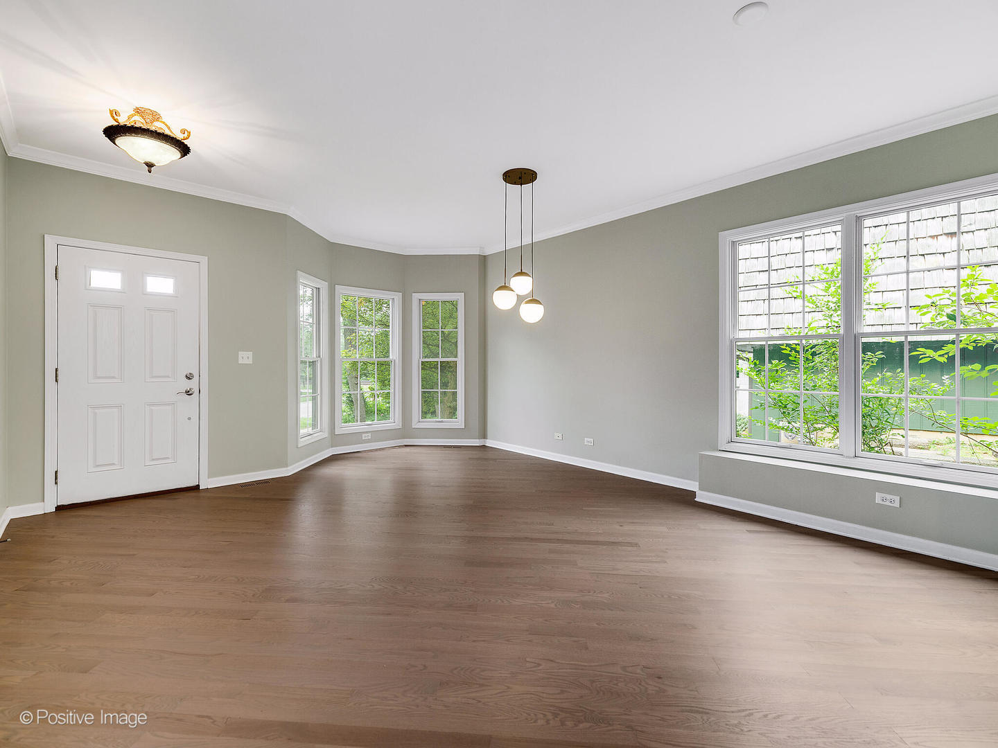 700 N Summit Street, Wheaton, IL 60187