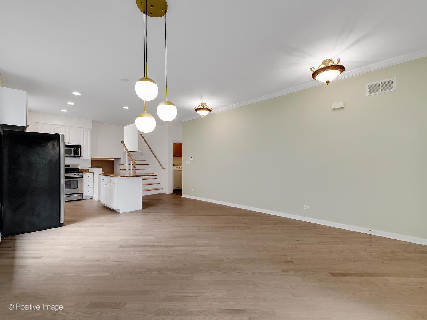700 N Summit Street, Wheaton, IL 60187