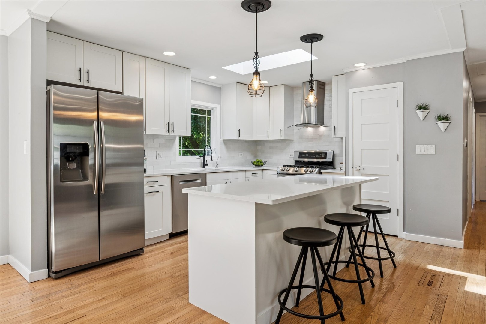 24331 Davids Court, Naperville, IL 60564