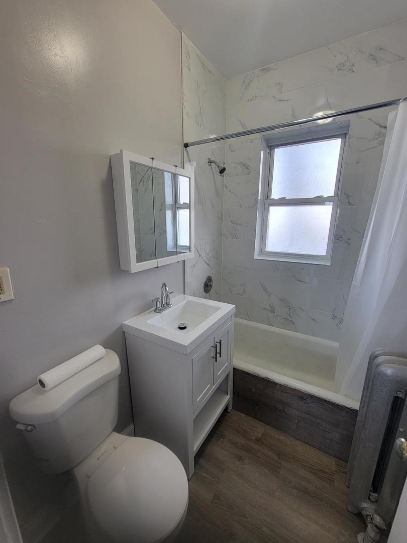 5355 W LAWRENCE Avenue #3E, Chicago, IL 60630