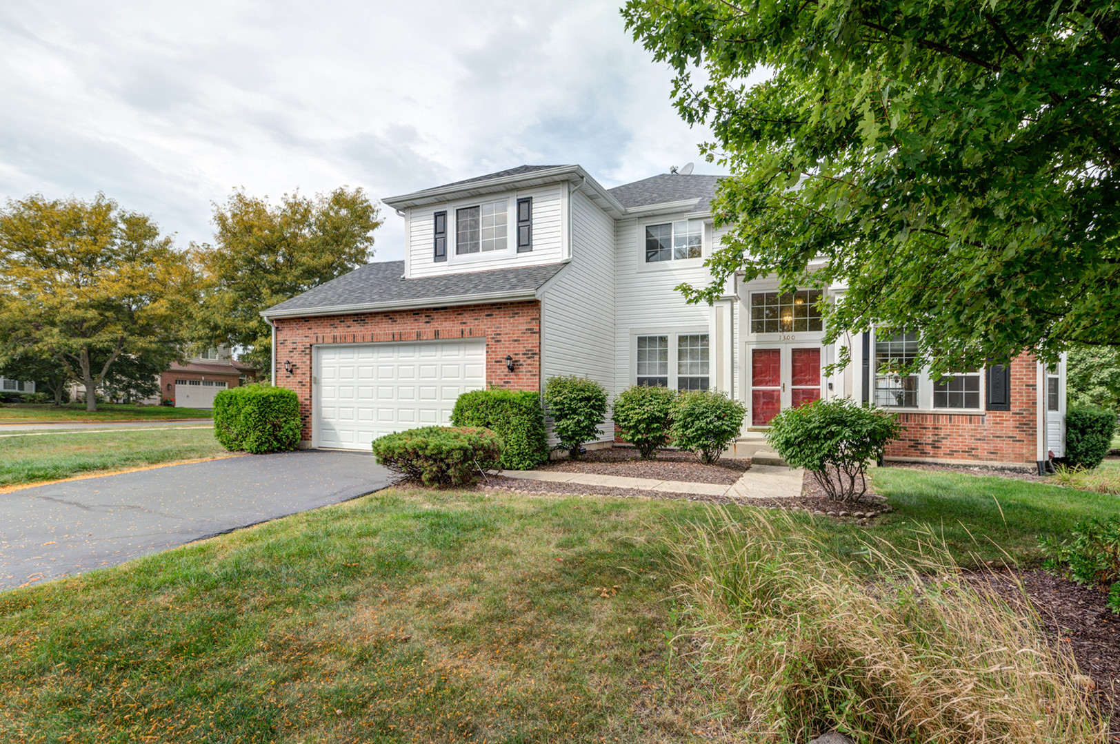 1300 Kettering Road, Mundelein, IL 60060