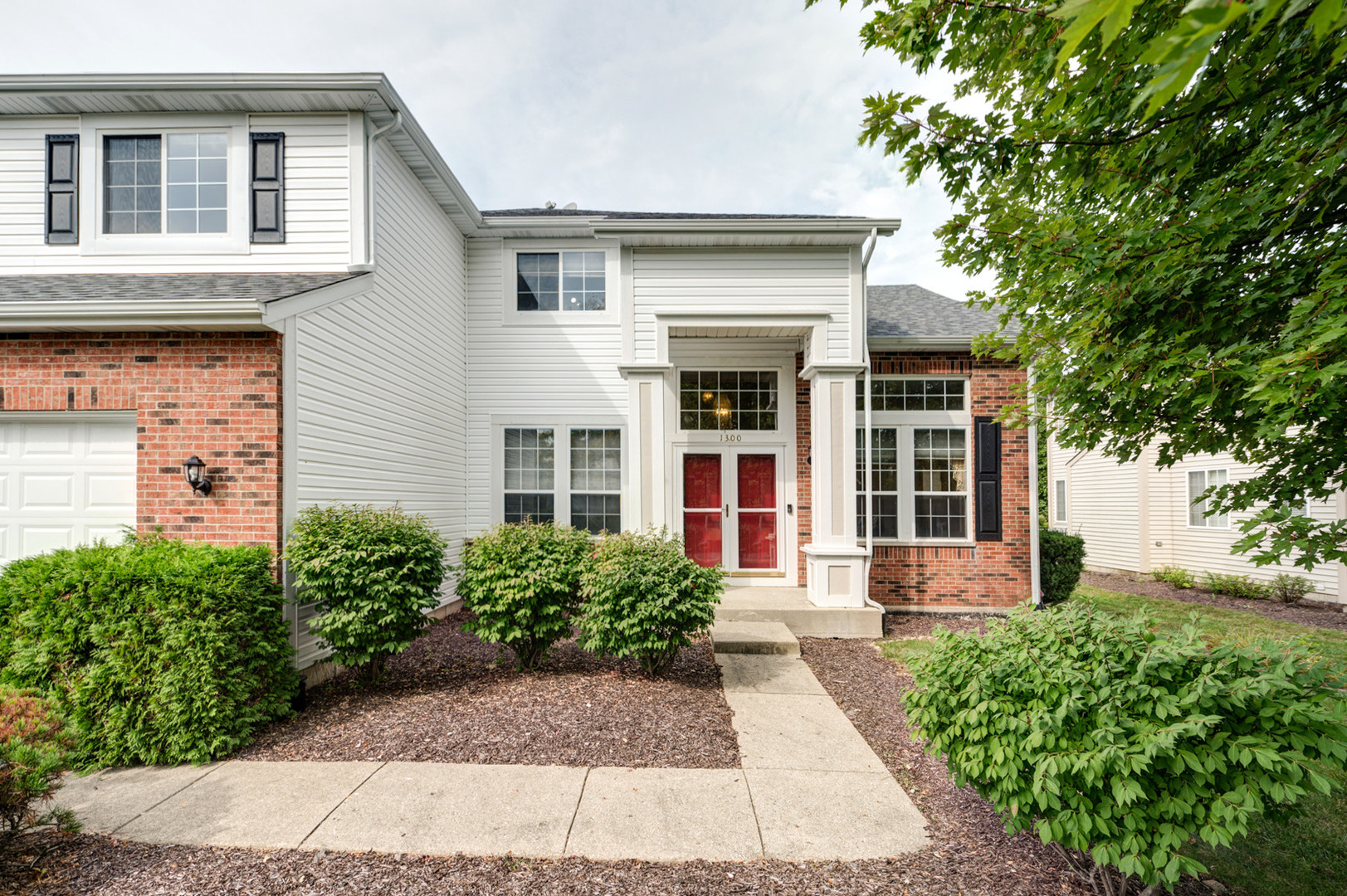 1300 Kettering Road, Mundelein, IL 60060