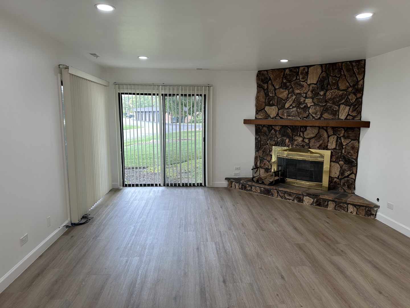 1365 N Sterling Avenue #D115, Palatine, IL 60067