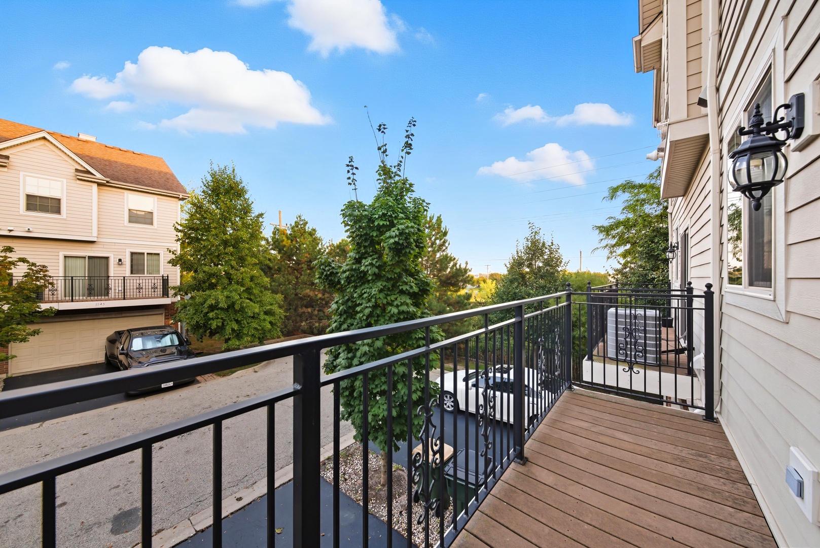 1544 Lakeridge Court, Mundelein, IL 60060