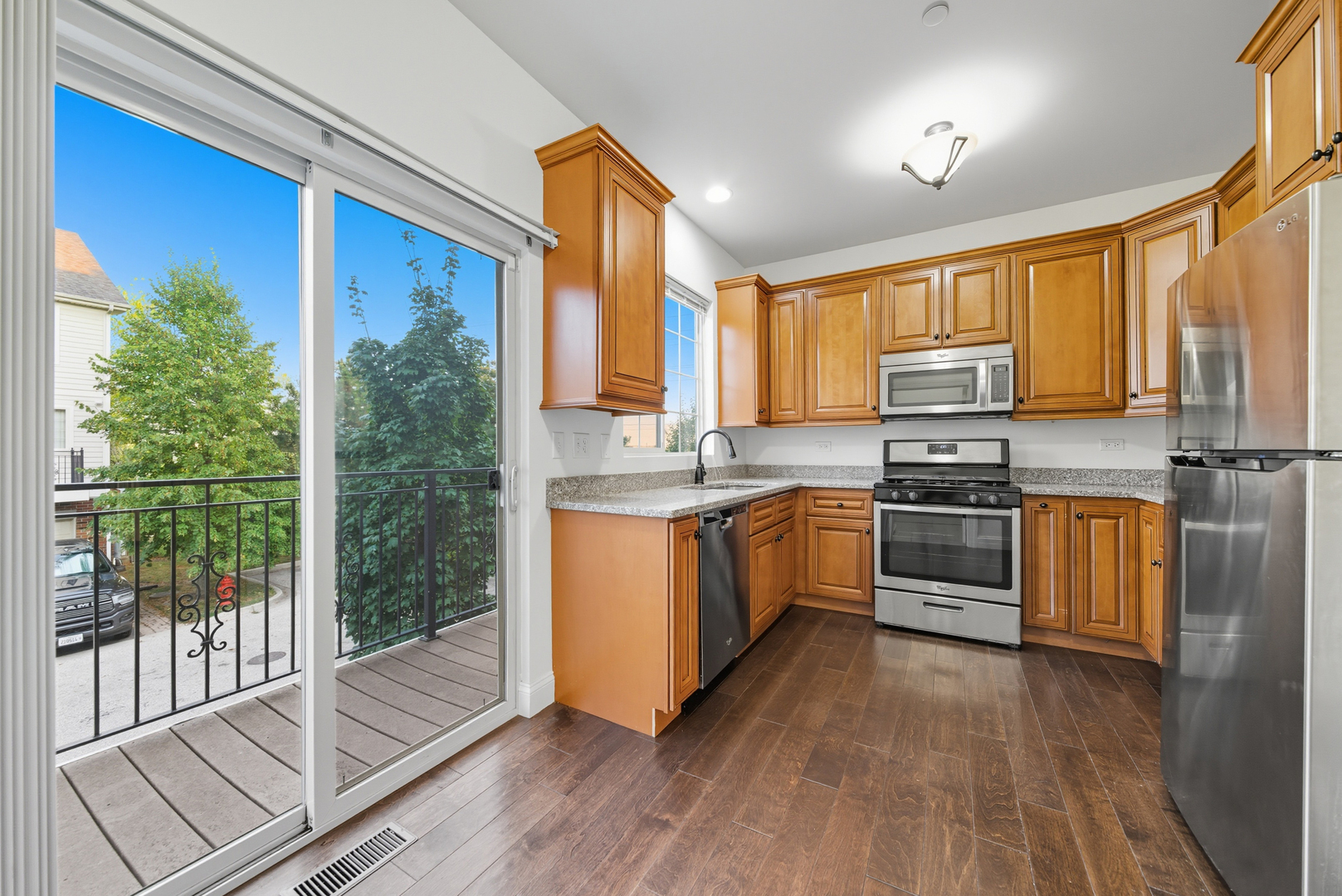 1544 Lakeridge Court, Mundelein, IL 60060