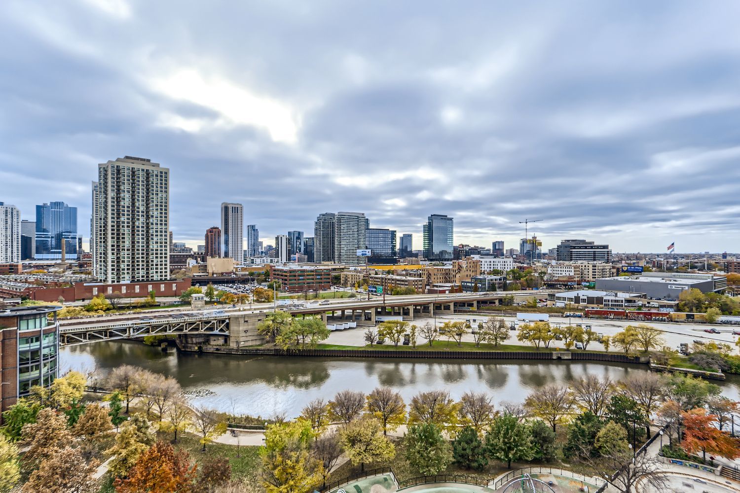 510 W Erie Street #1002, Chicago, IL 60654