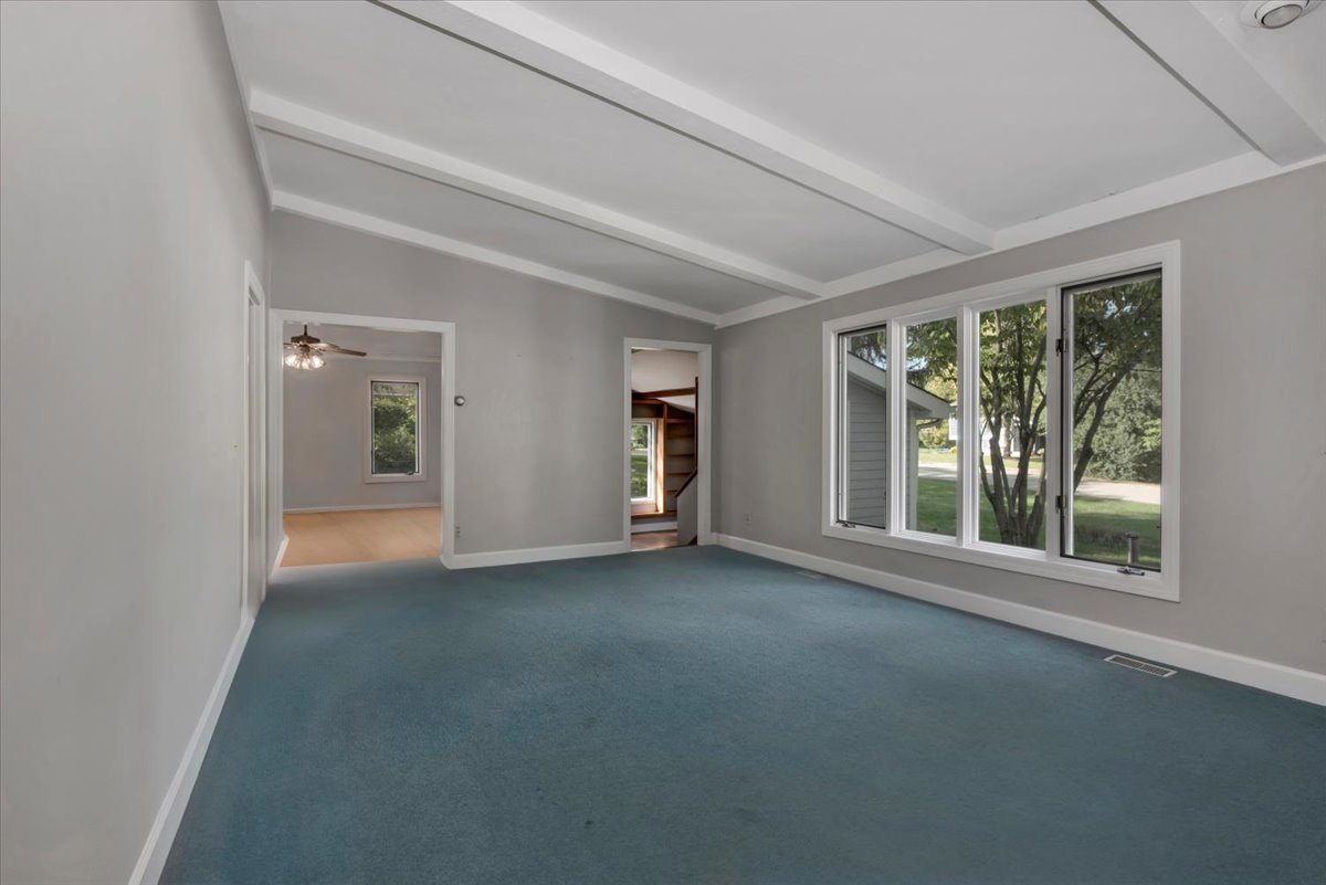 28437 W Lindbergh Drive, Barrington, IL 60010
