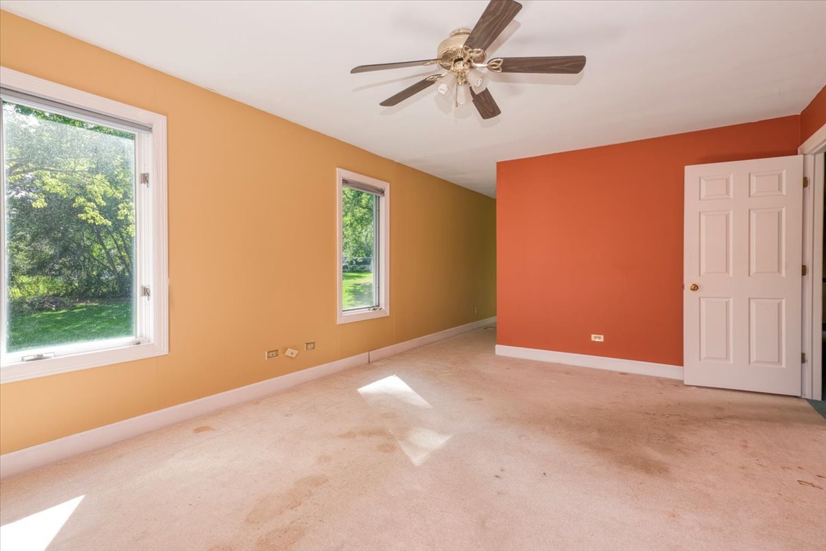 28437 W Lindbergh Drive, Barrington, IL 60010
