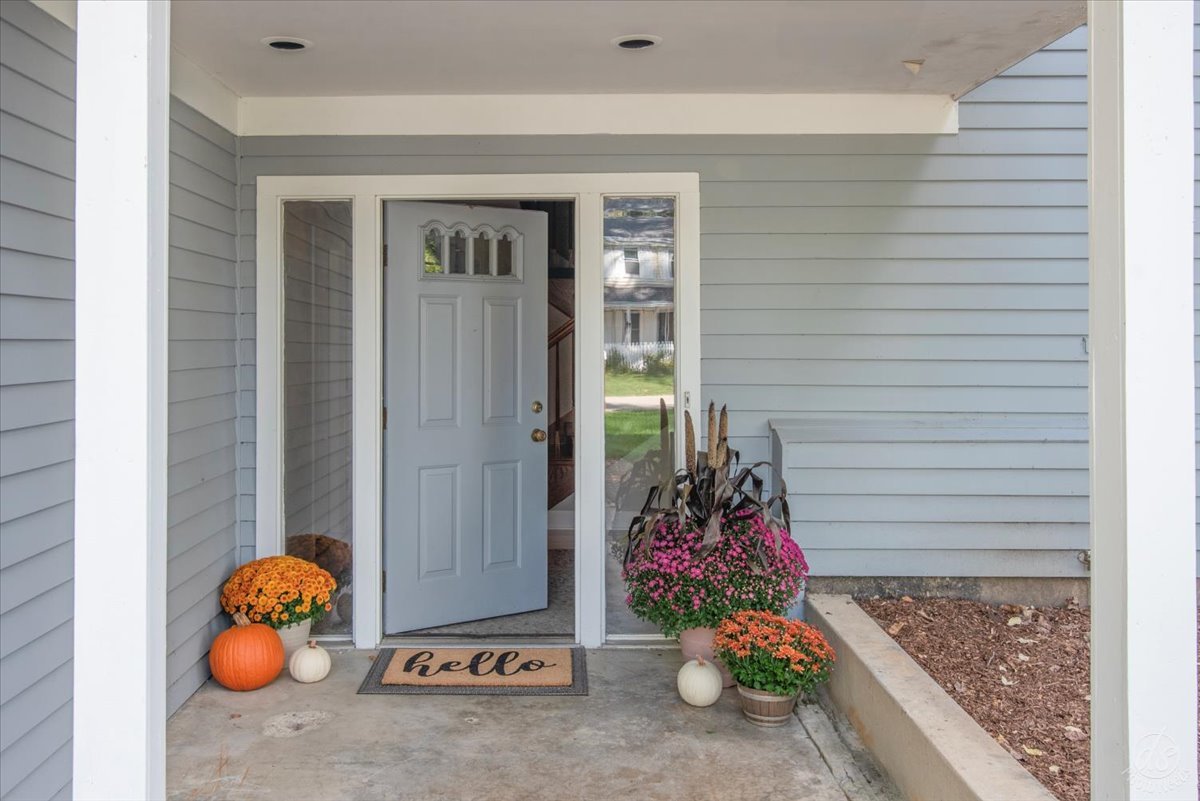 28437 W Lindbergh Drive, Barrington, IL 60010