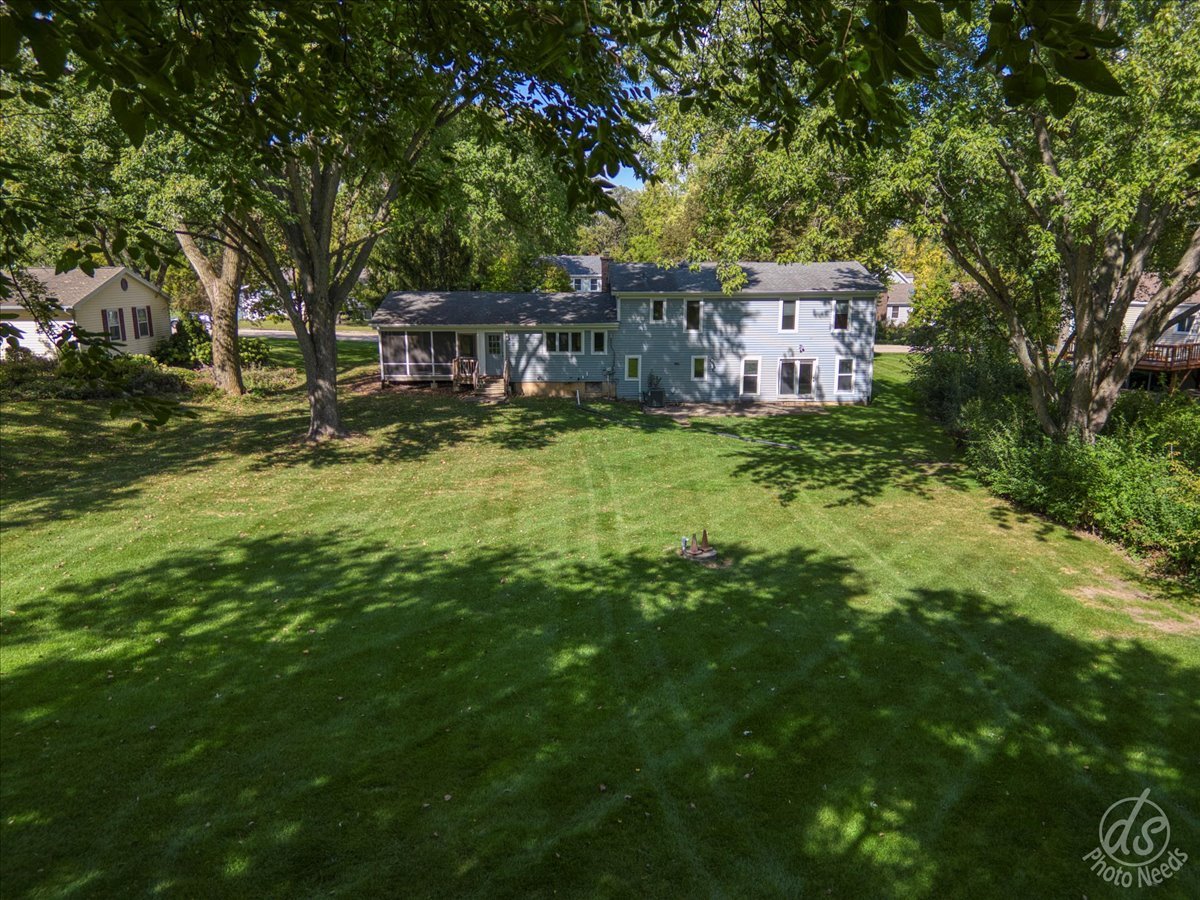 28437 W Lindbergh Drive, Barrington, IL 60010