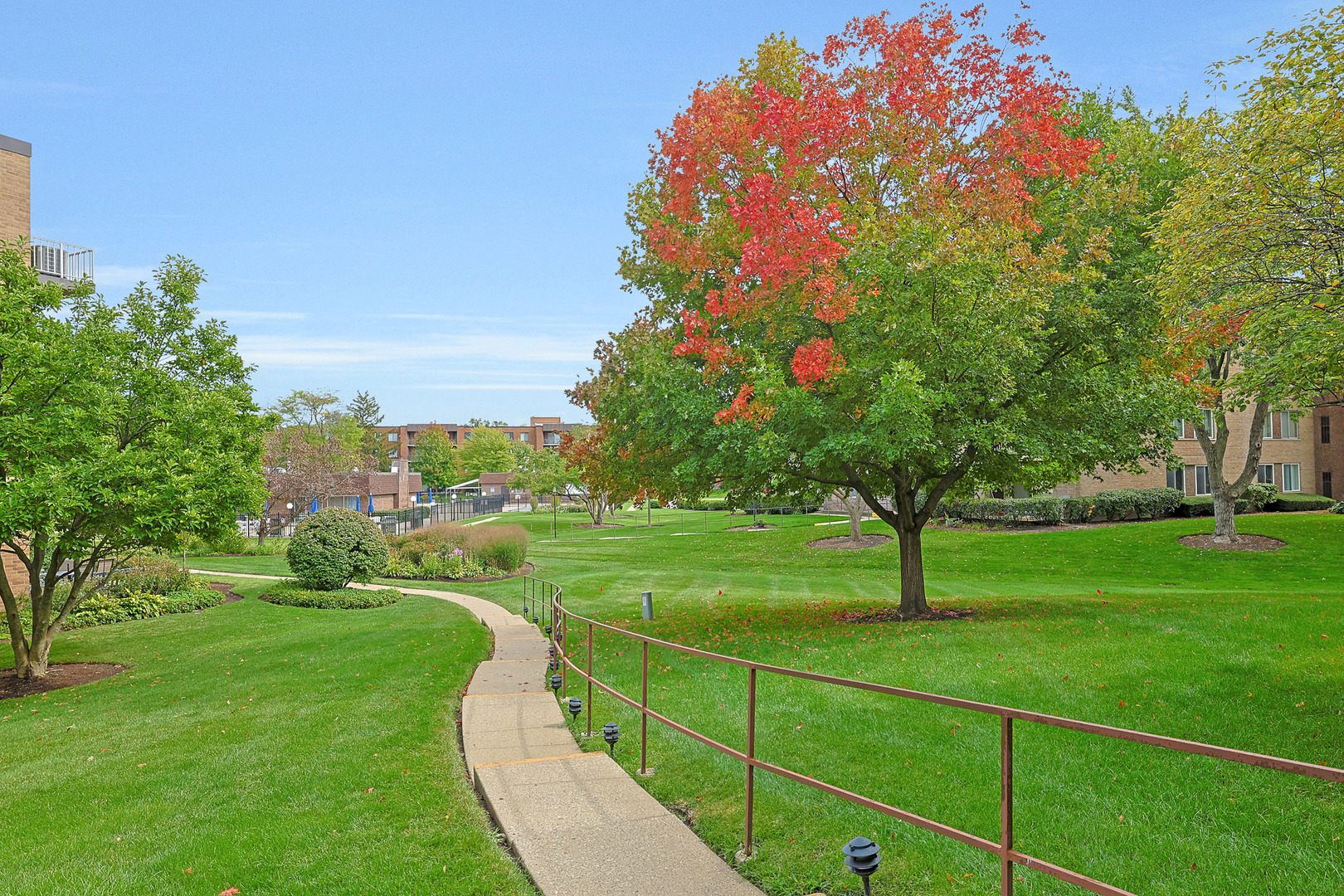 245 S Park Lane #409, Palatine, IL 60074