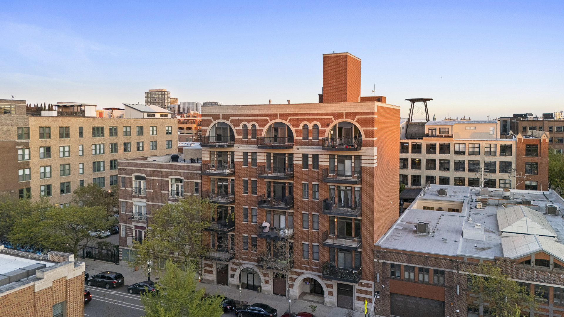 1355 W WASHINGTON Boulevard #4D, Chicago, IL 60607