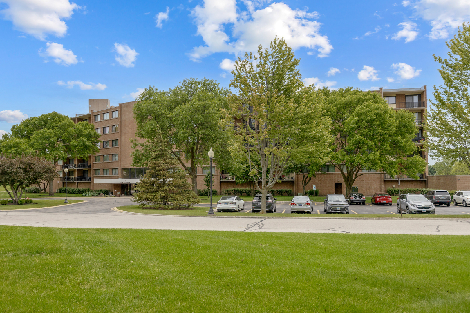 15 Bar Harbour Road #4F, Schaumburg, IL 60193