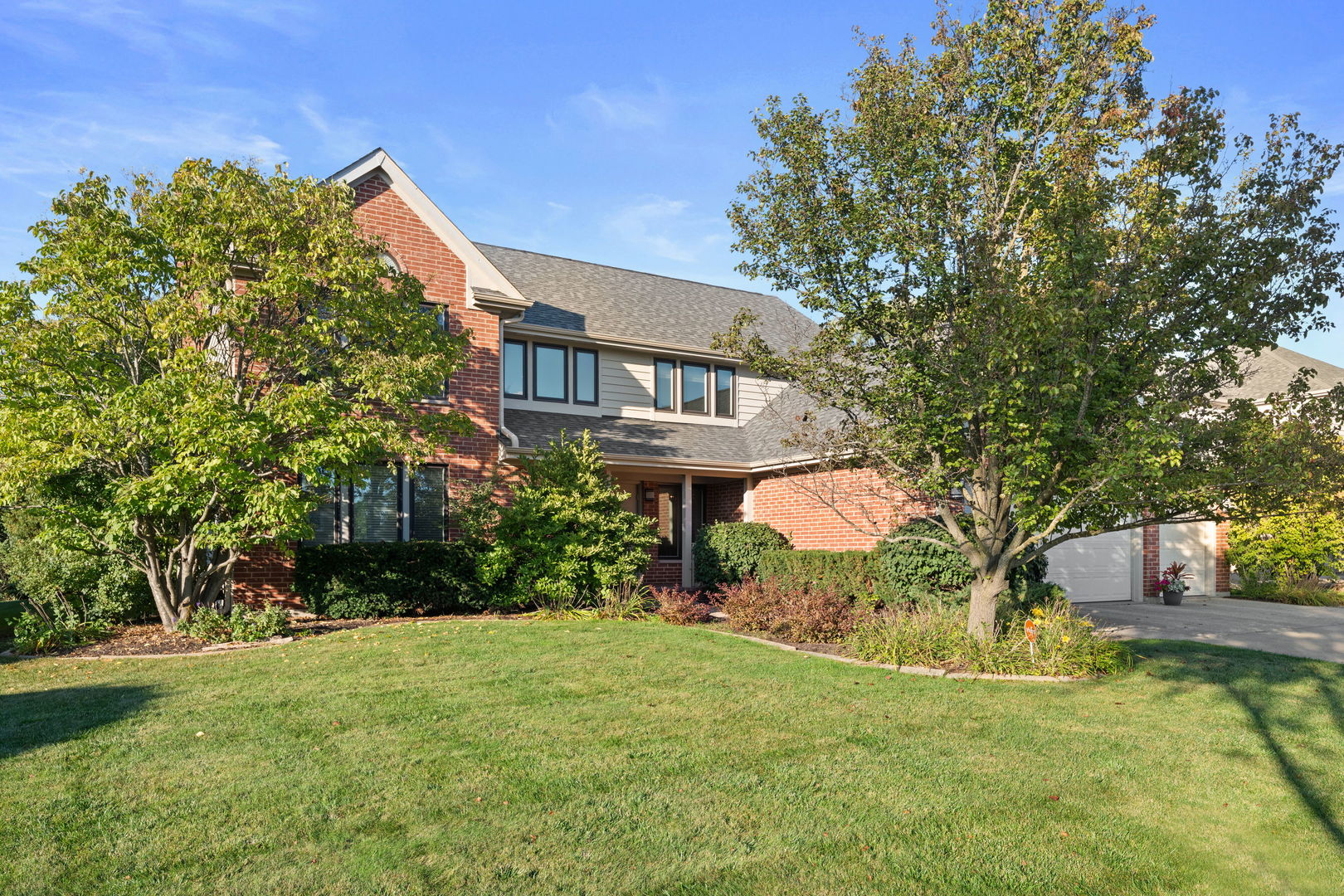 1998 Sheridan Court, Buffalo Grove, IL 60089