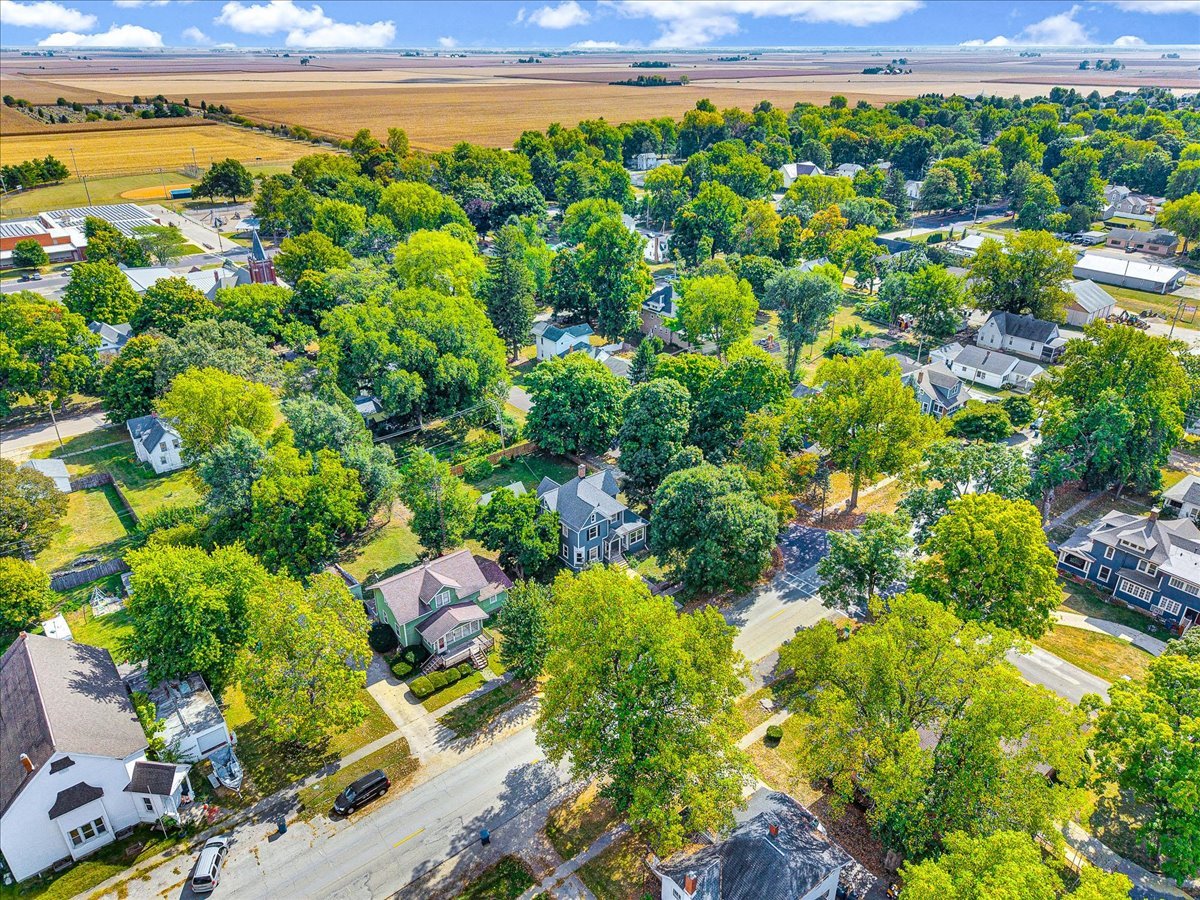 302 N Minier Avenue, Minier, IL 61759