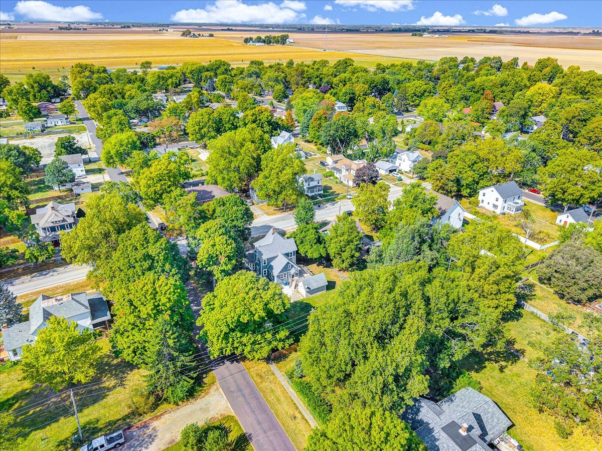 302 N Minier Avenue, Minier, IL 61759