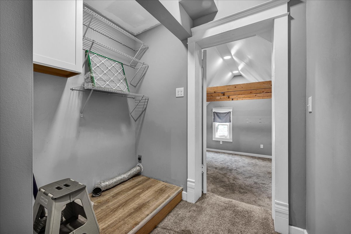 302 N Minier Avenue, Minier, IL 61759