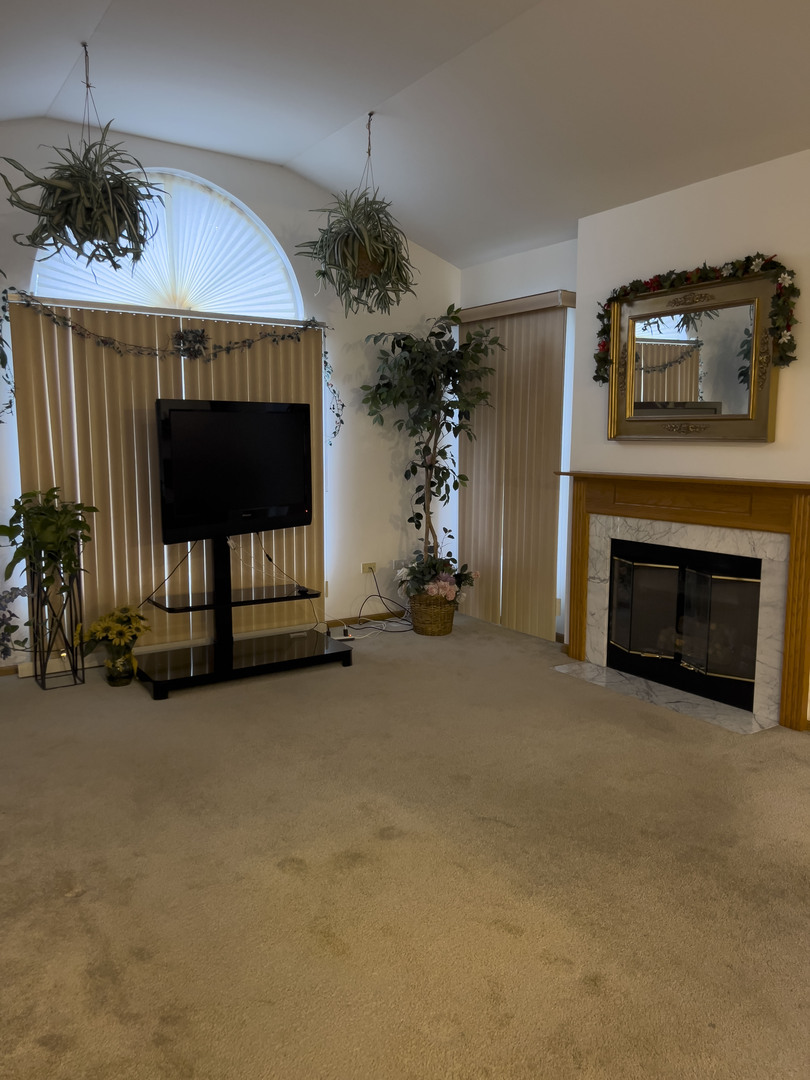 131 E 163rd Street #16A, South Holland, IL 60473