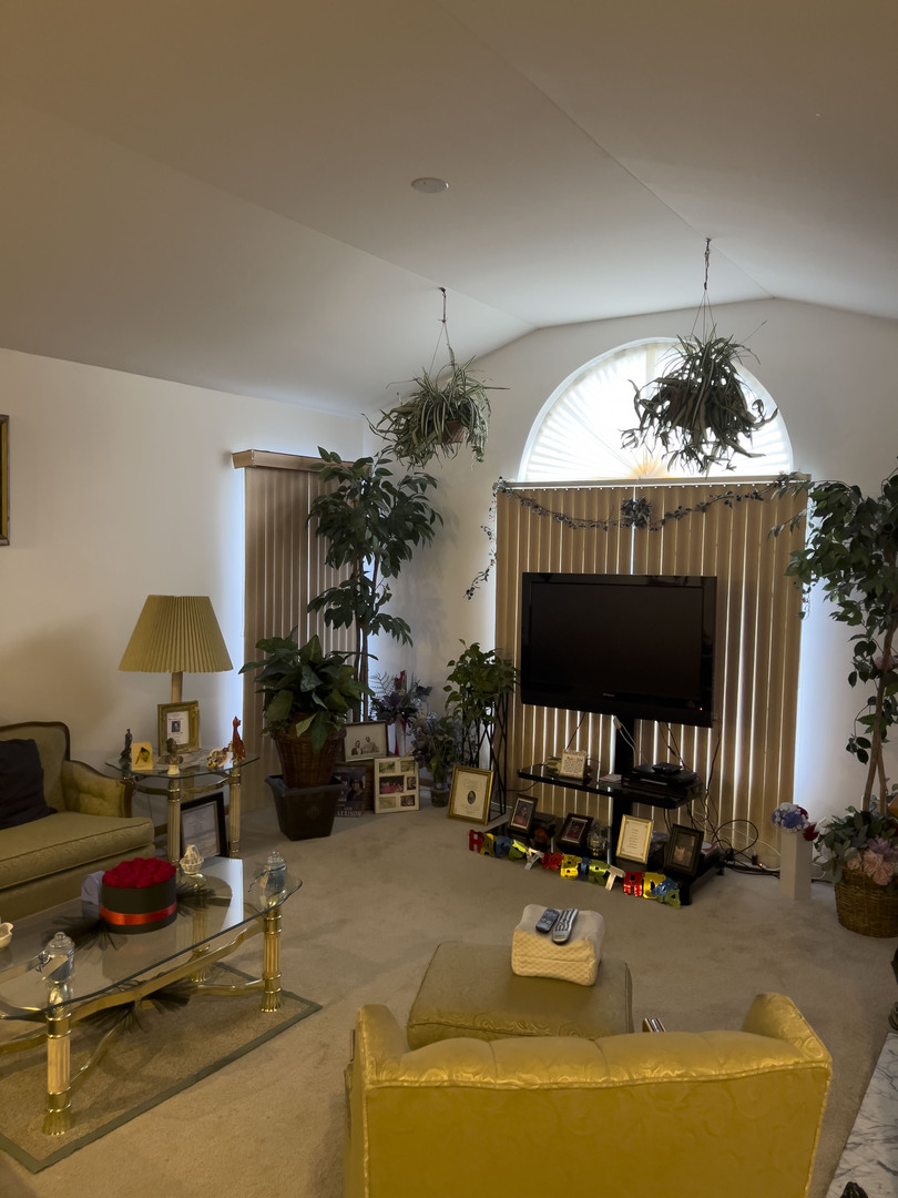 131 E 163rd Street #16A, South Holland, IL 60473