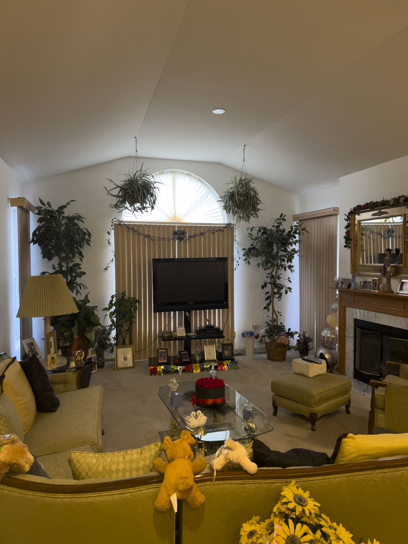 131 E 163rd Street #16A, South Holland, IL 60473