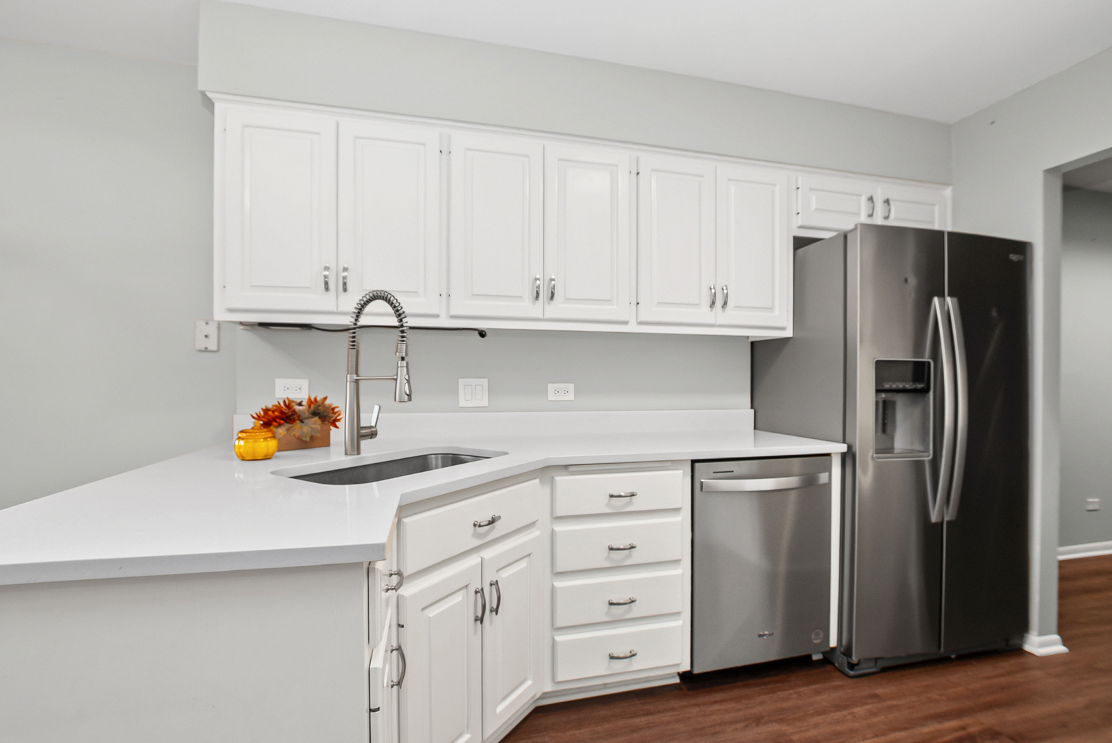 7930 W Lakeview Court #2A, Palos Heights, IL 60463