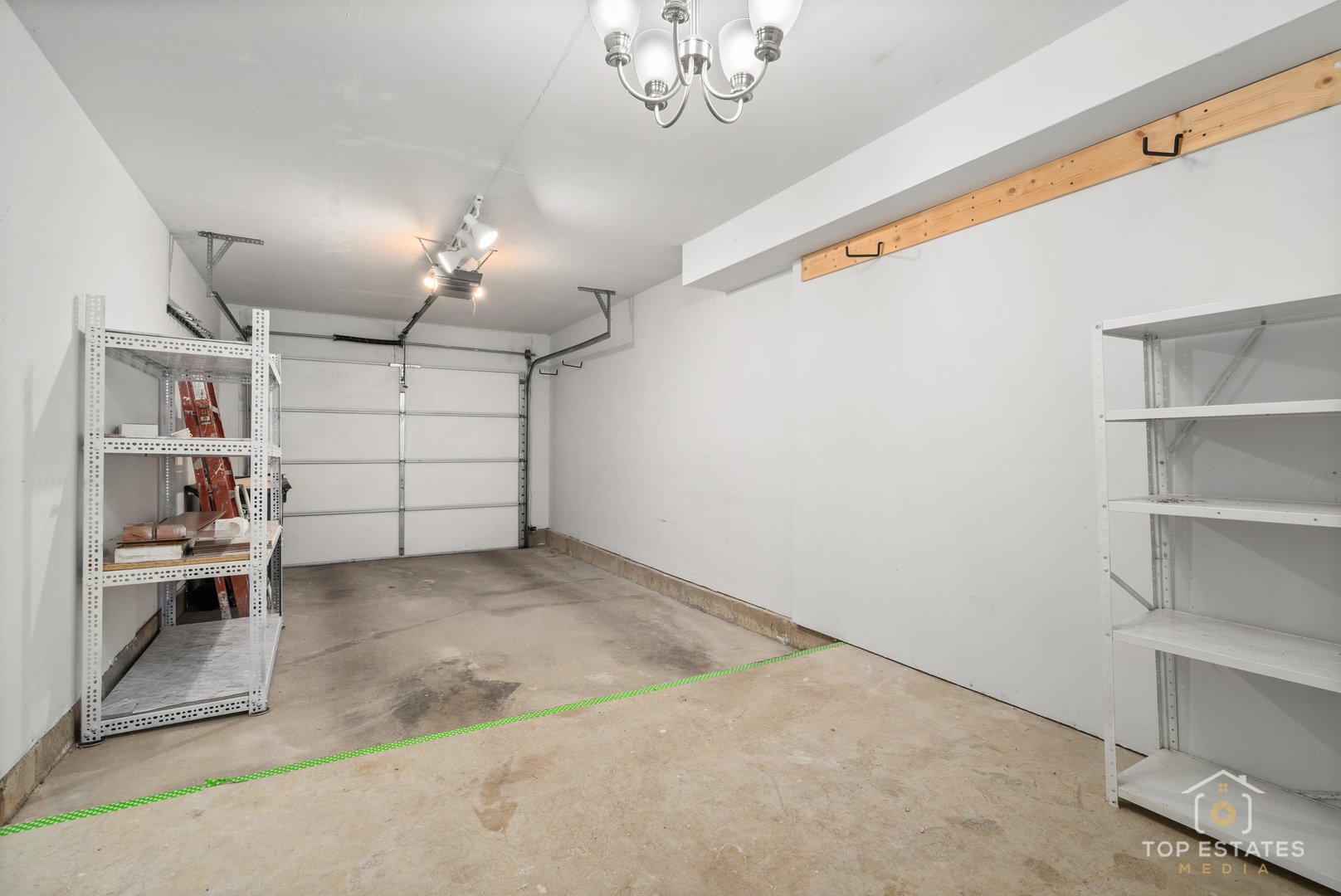 751 W Happfield Drive, Arlington Heights, IL 60004