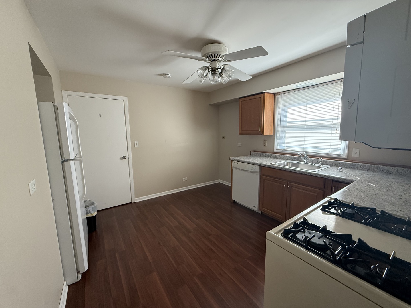 109 Central Avenue #A, Roselle, IL 60172