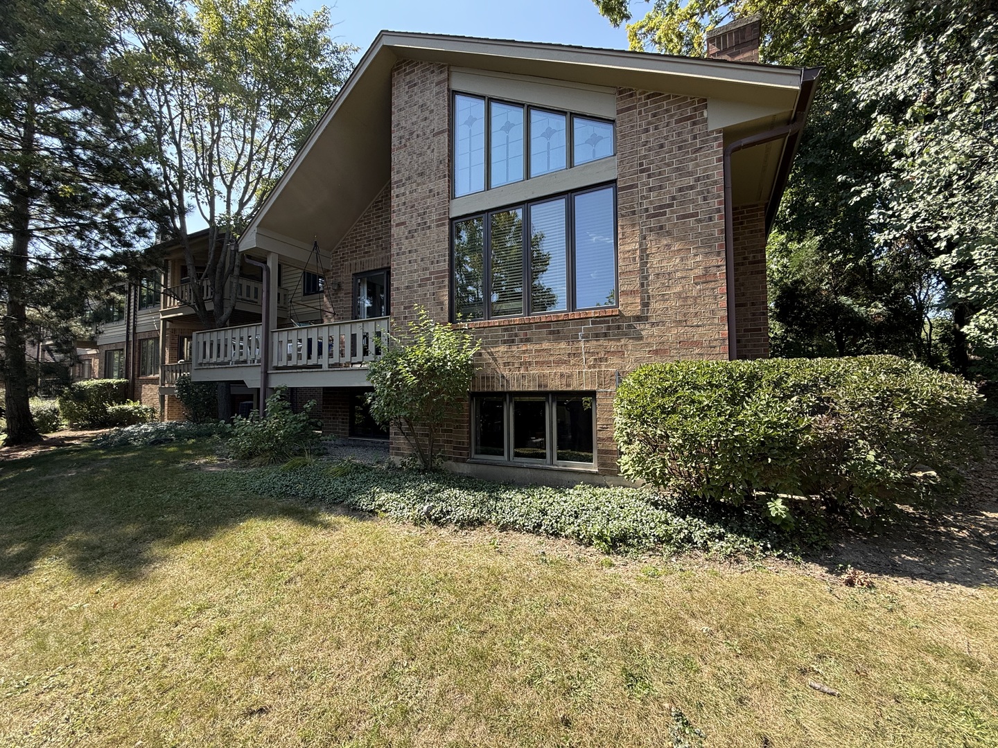 1148 Mistwood Lane, Downers Grove, IL 60515