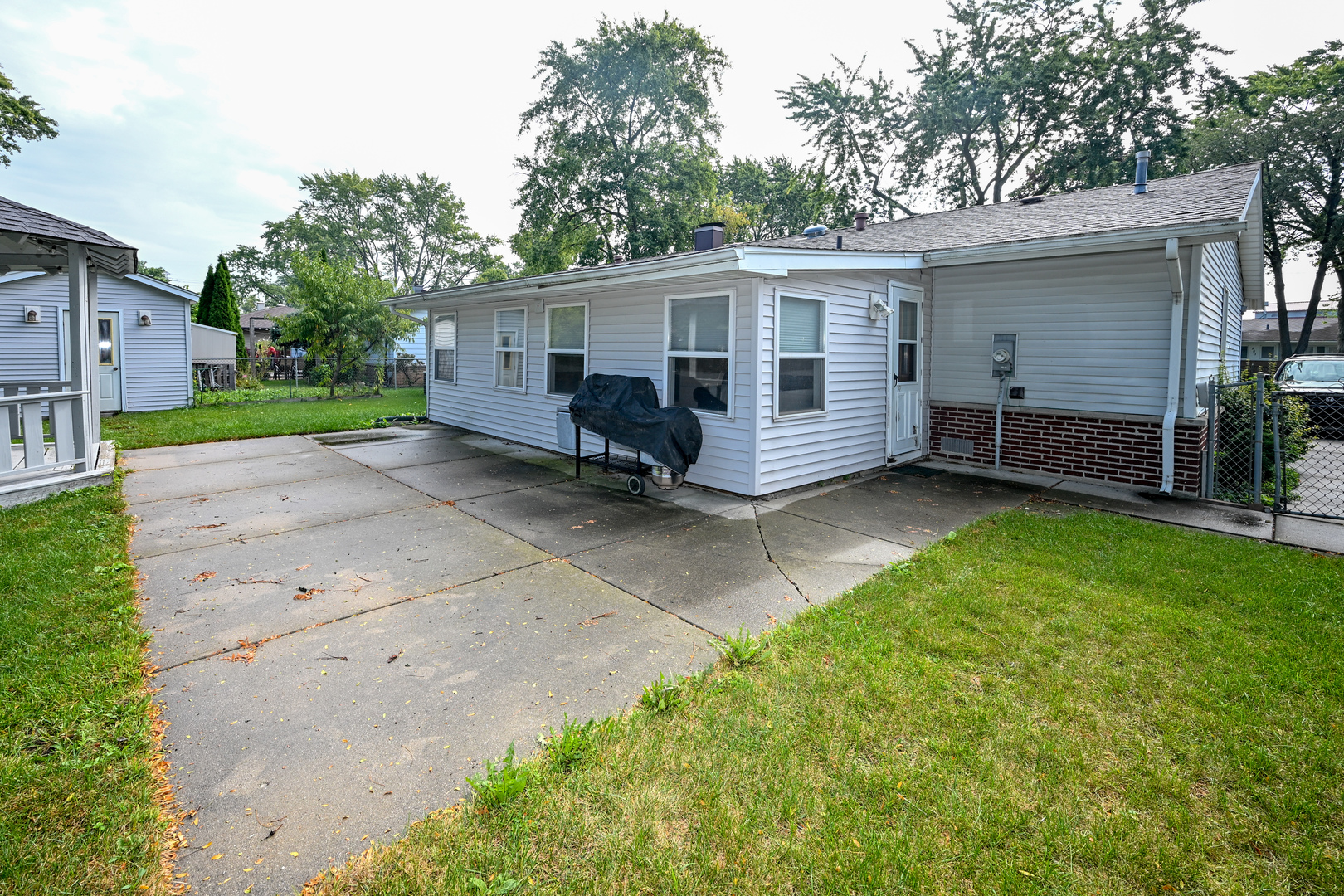 580 Walnut Lane, Elk Grove Village, IL 60007