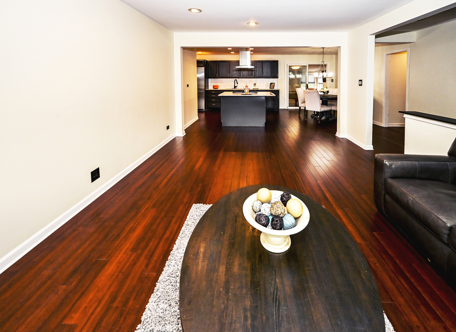 580 Walnut Lane, Elk Grove Village, IL 60007