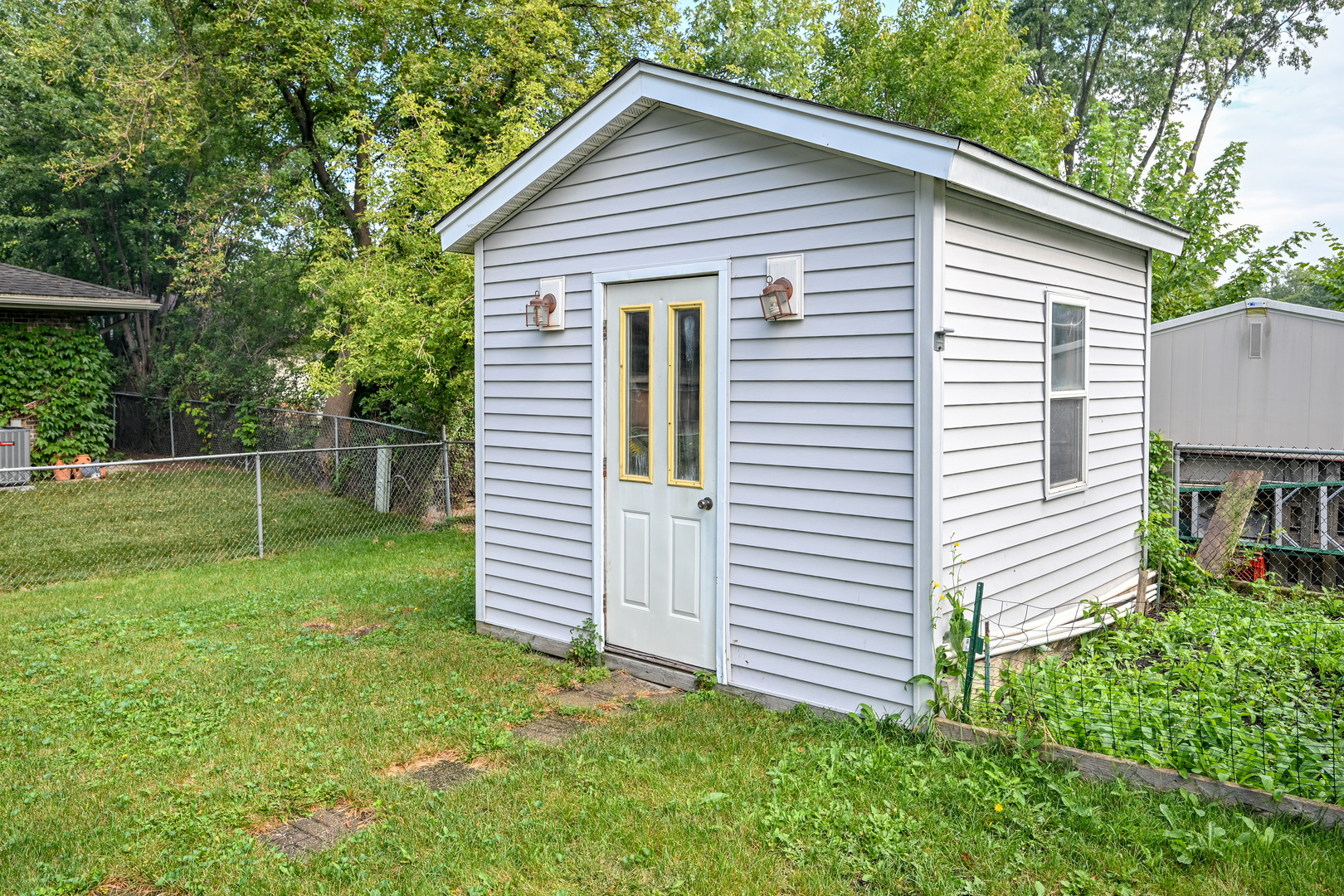 580 Walnut Lane, Elk Grove Village, IL 60007