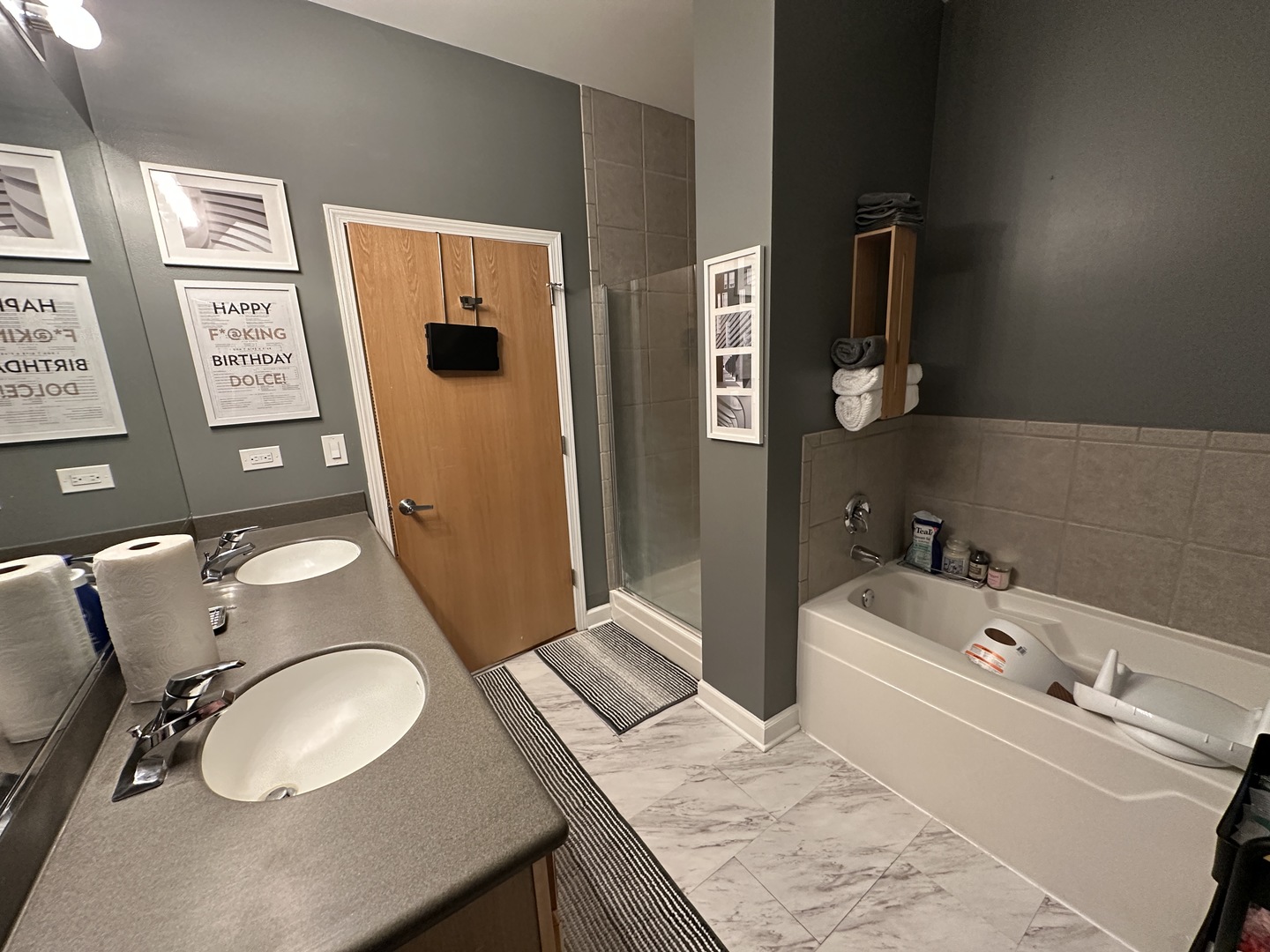 221 E Cullerton Street #310, Chicago, IL 60616