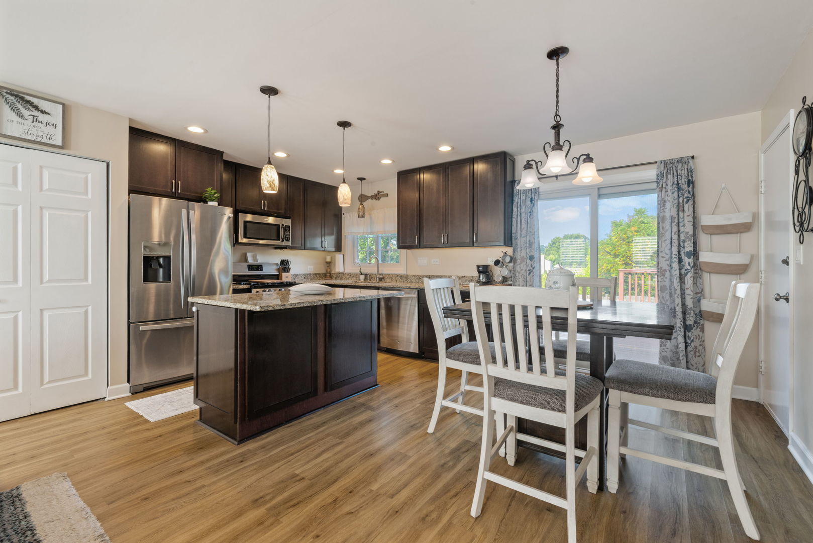 751 Cypress Lane, Carol Stream, IL 60188