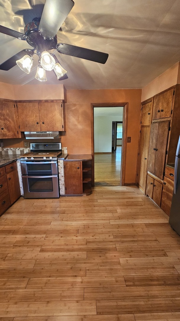 13658 E Flagg Road, Rochelle, IL 61068