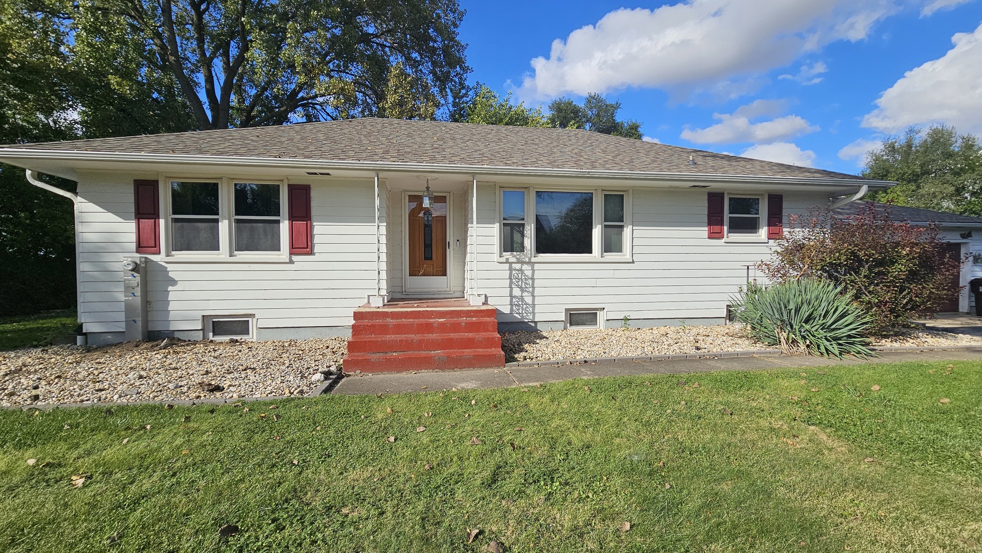 13658 E Flagg Road, Rochelle, IL 61068