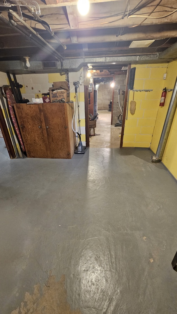 13658 E Flagg Road, Rochelle, IL 61068