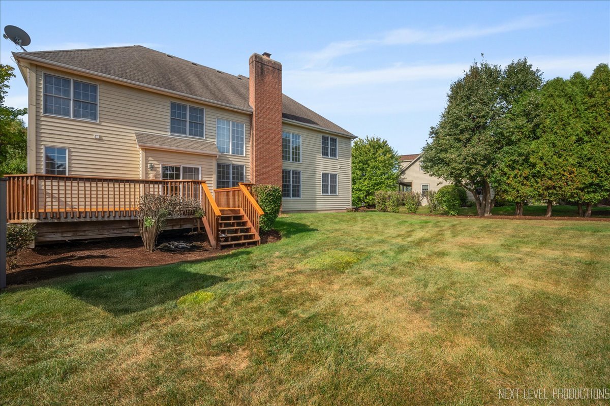 7N919 Cloverfield Road, St. Charles, IL 60175