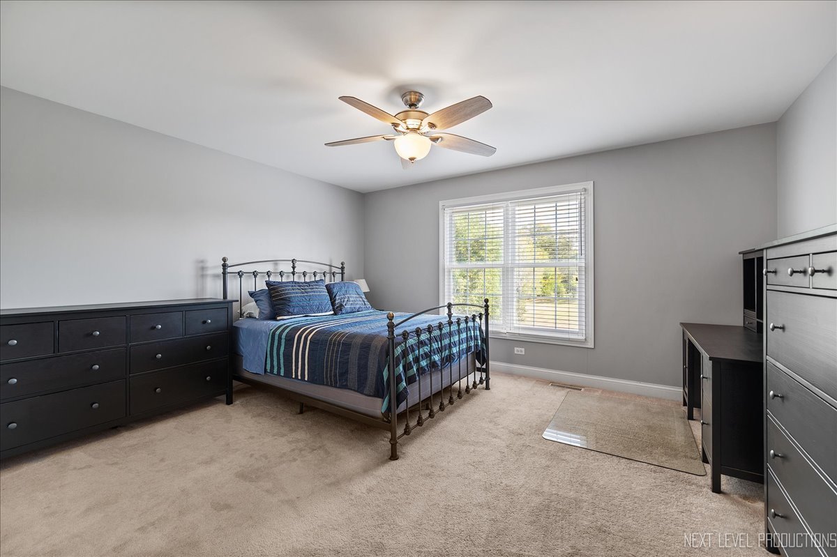 7N919 Cloverfield Road, St. Charles, IL 60175