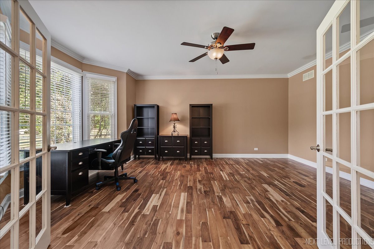 7N919 Cloverfield Road, St. Charles, IL 60175